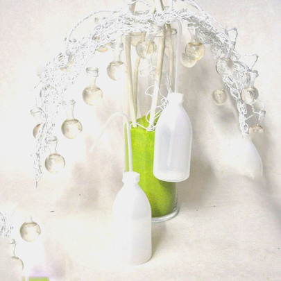 Bouteille ( pissette ) pour remplir les éprouvettes, fioles,