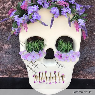 Tête de mort Ivoire 50 CM OASIS